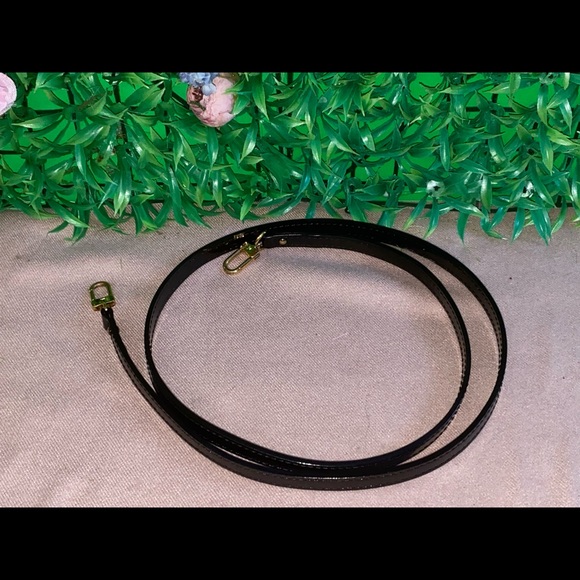 🖤 SOLD🖤Authe Louis Vuitton Black Vernis Strap - Picture 7 of 9